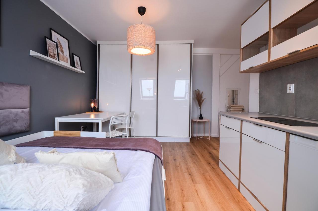 Citystay Brzezno Studio 3 Min Do Plazy Gdansk Luaran gambar