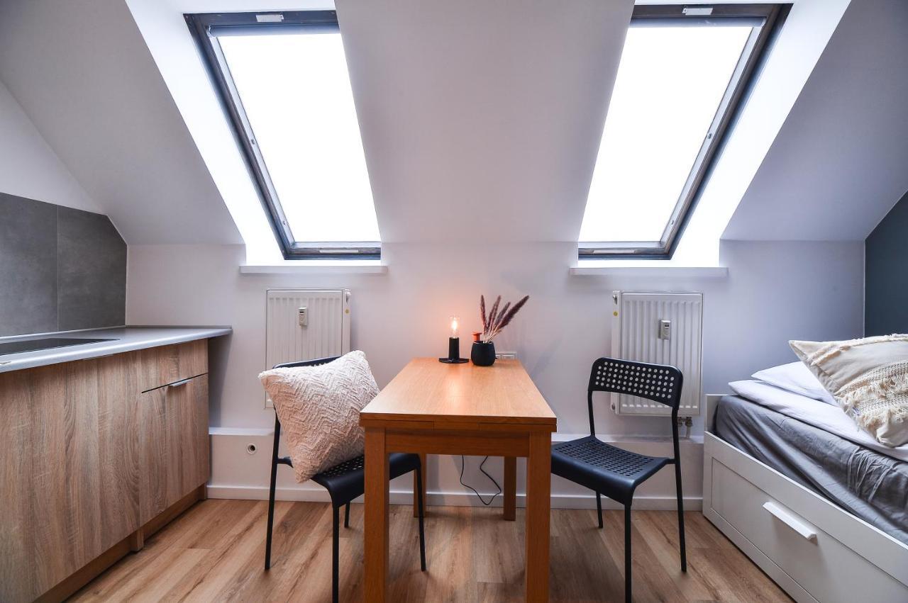 Citystay Brzezno Studio 3 Min Do Plazy Gdansk Luaran gambar