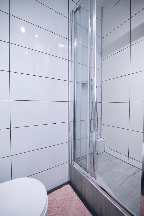 Citystay Brzezno Studio 3 Min Do Plazy Gdansk Luaran gambar